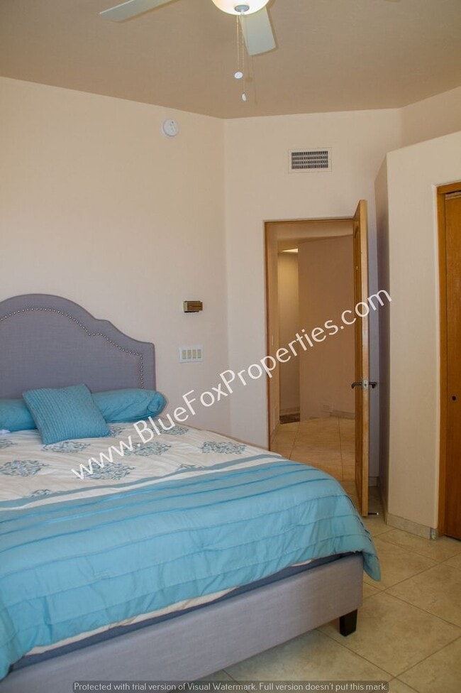 Building Photo - 6190 N Cadena De Montanas