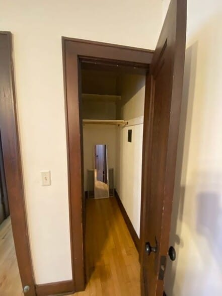 Building Photo - 528 State St