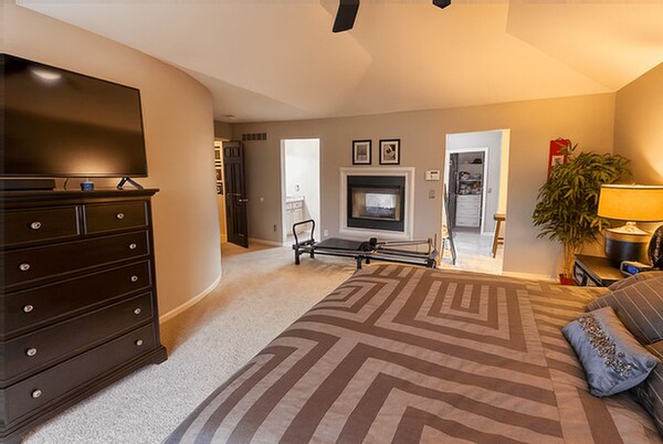 Building Photo - 56360 Kirkridge Trail