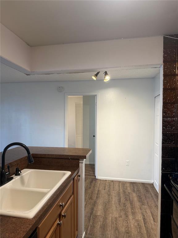 Building Photo - 3827 Bay Club Cir