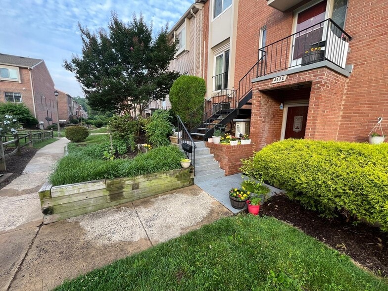 Building Photo - 4520 Conwell Dr