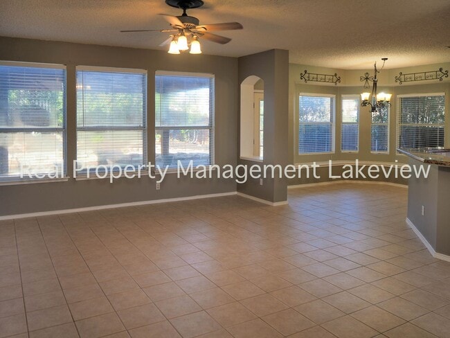 Building Photo - 7500 Waterside Pl