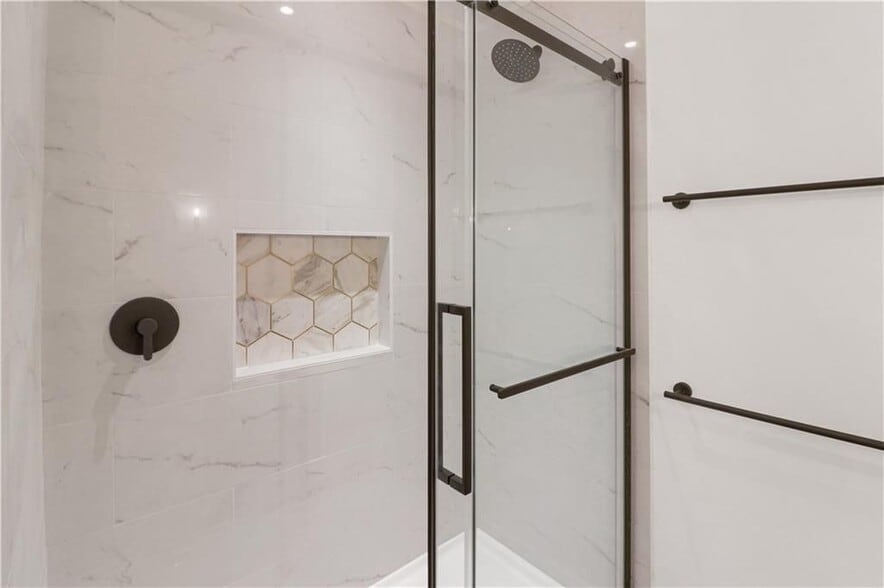 Building Photo - 776 Norwood Rd SE