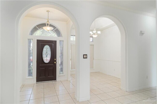 Building Photo - 29 San Gerardo St