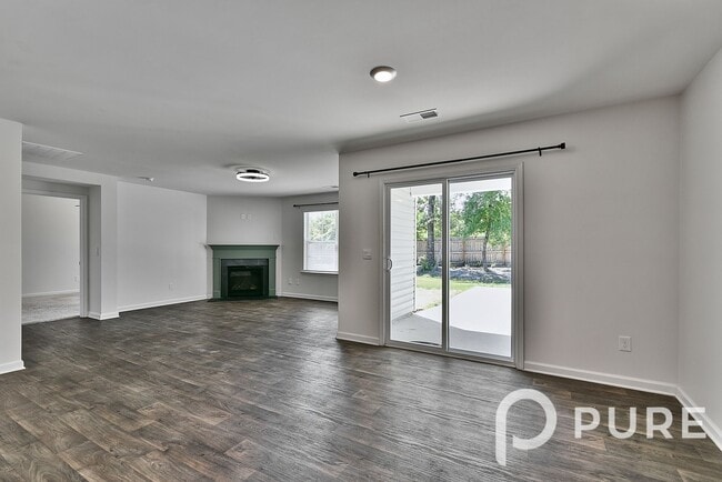 Building Photo - 173 Rippling Wy