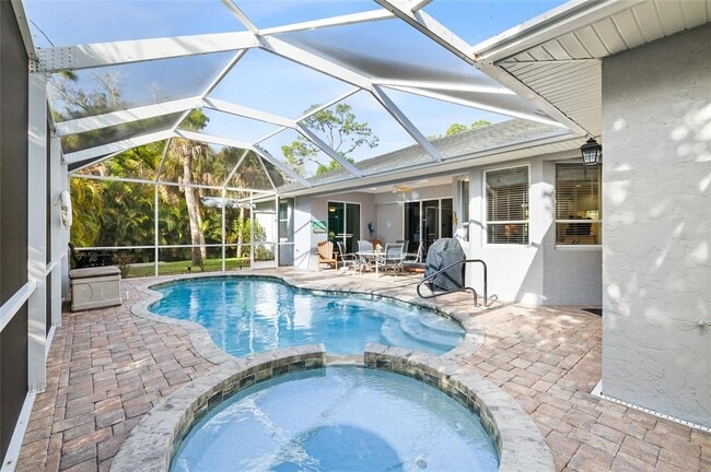 Building Photo - 3730 Crandon Rd