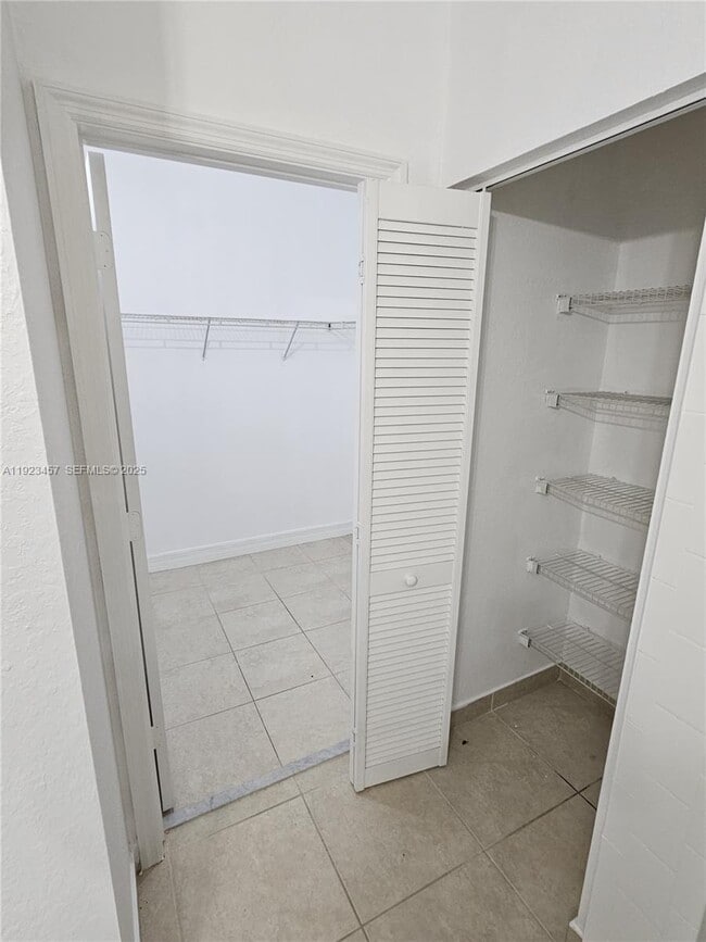 Building Photo - 44 SE Sedona Cir