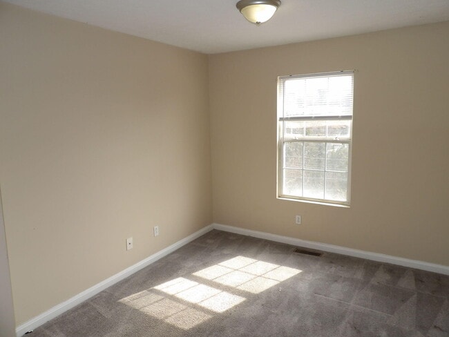 Building Photo - 344 Bypass Plaza Dr