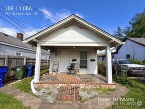 Building Photo - 787 Bennett Ave