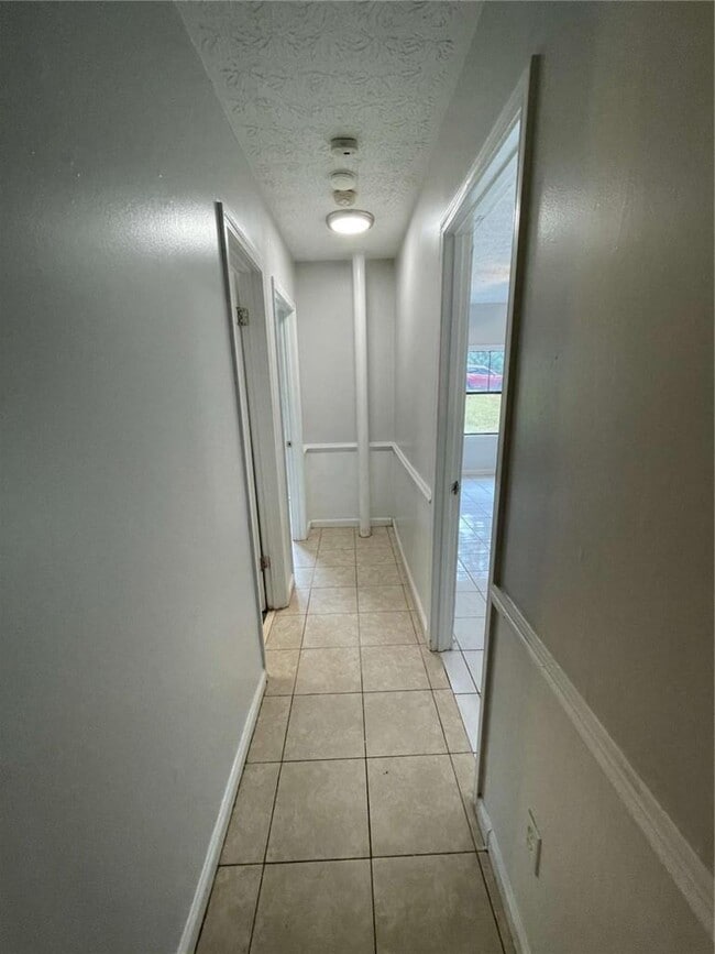 Building Photo - 1088 Riva Ridge Dr NW