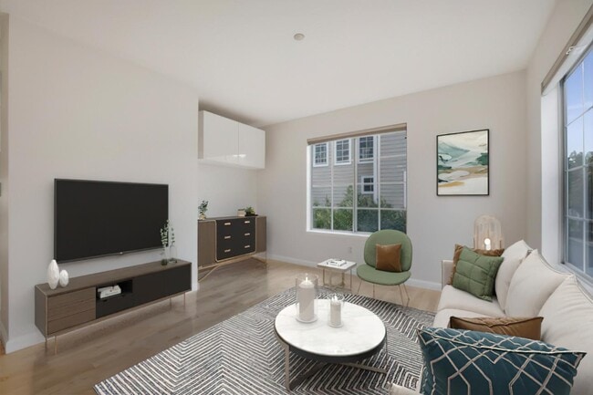 Building Photo - 336 Meridian Dr