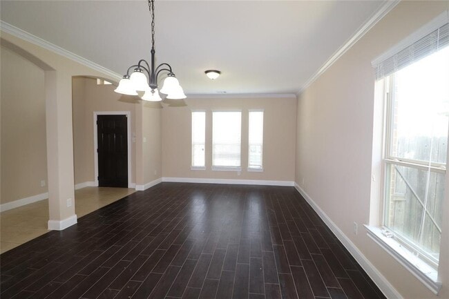 Building Photo - 8411 Creekside Timbers Dr