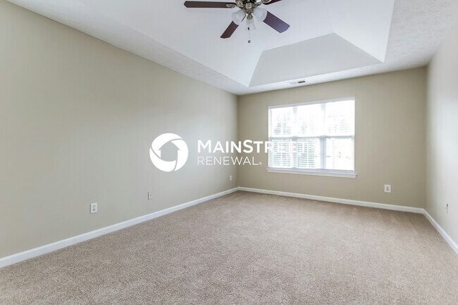 Building Photo - 4 Bedroom Pet-Friendly Home in Acworth, GA with Main Street Renewal