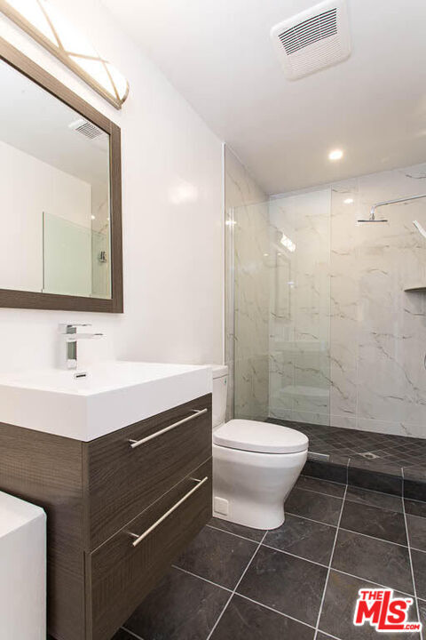 Building Photo - 1204 N Crescent Heights Blvd