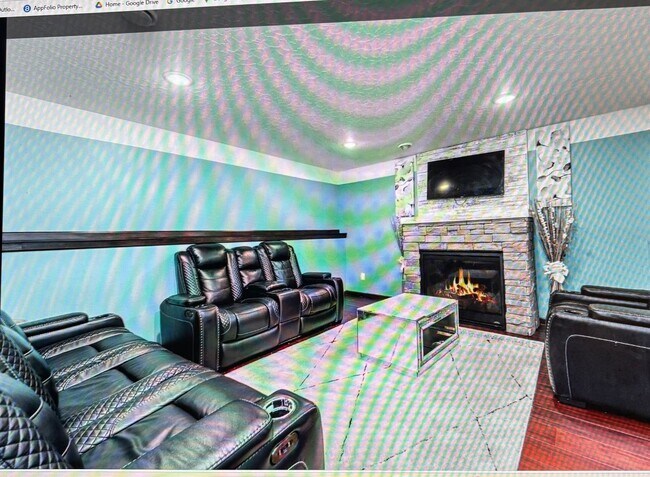 Building Photo - 1304 N Archer Dr