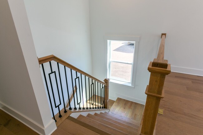 Building Photo - Stunning home in The Parks at Meadowview!