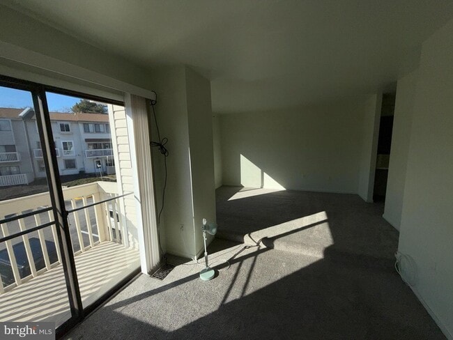 Building Photo - 12825 Cara Dr