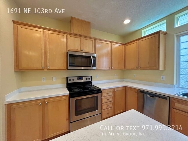Building Photo - 1691 NE 103rd Ave