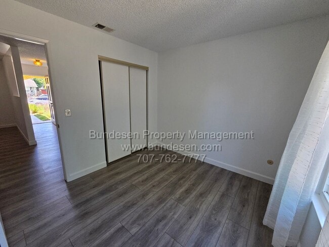 Building Photo - 5266 Evonne Ave