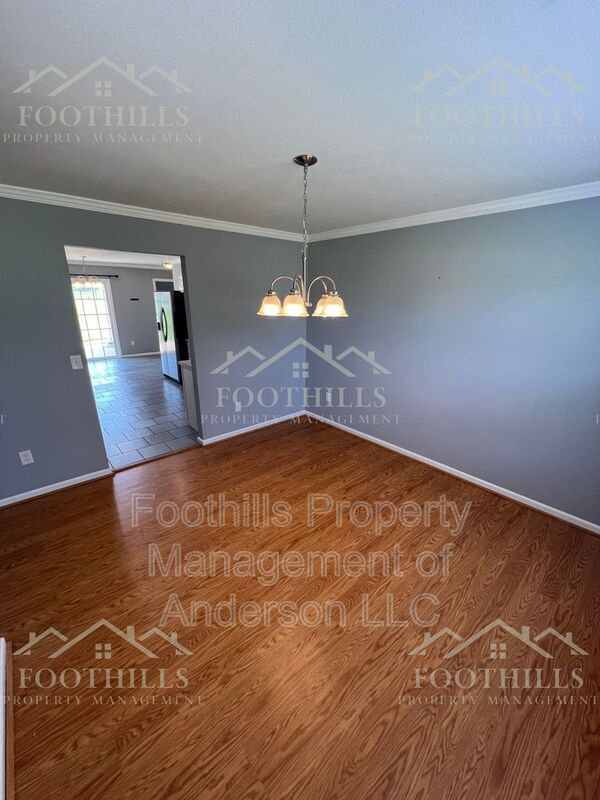 Building Photo - 119 McClain Lake Drive