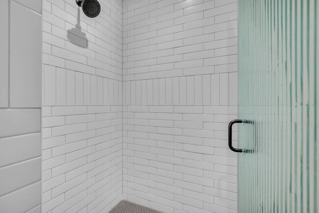 Building Photo - 1701 Portland Ave