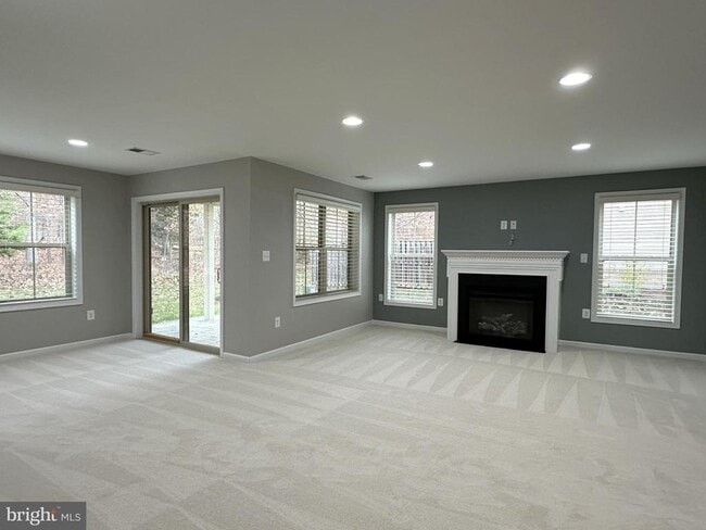 Building Photo - 23289 Tradewind Dr