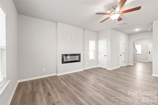 Building Photo - 7017 Stoney Wood Ln