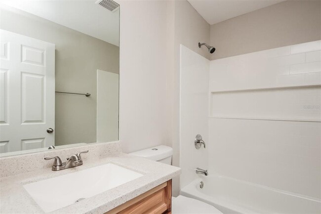 Building Photo - 662 Brockton Dr