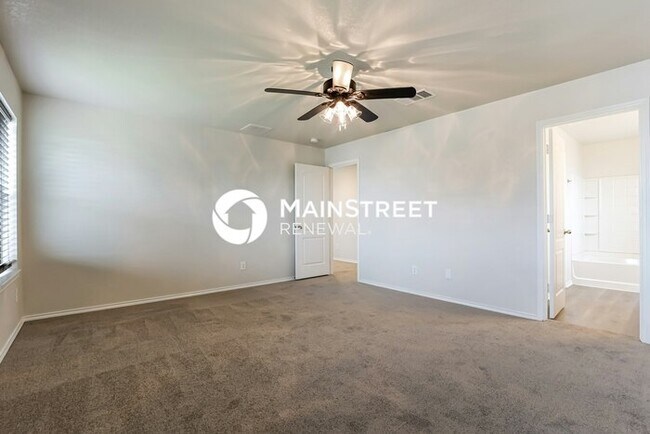 Building Photo - 3 Bedroom Pet-Friendly Home in CONVERSE, TX with Main Street Renewal