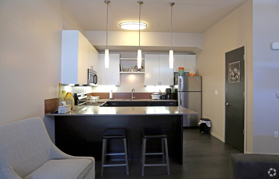 Hazel 8 1618 Hazel Dr Cleveland OH 44106 Apartment Finder