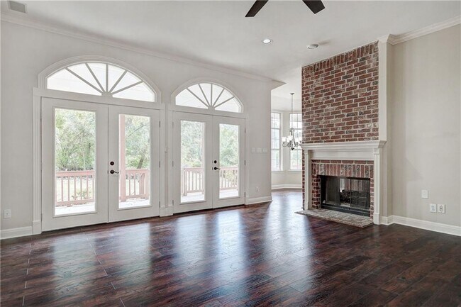 Building Photo - 6526 Lost Horizon Dr