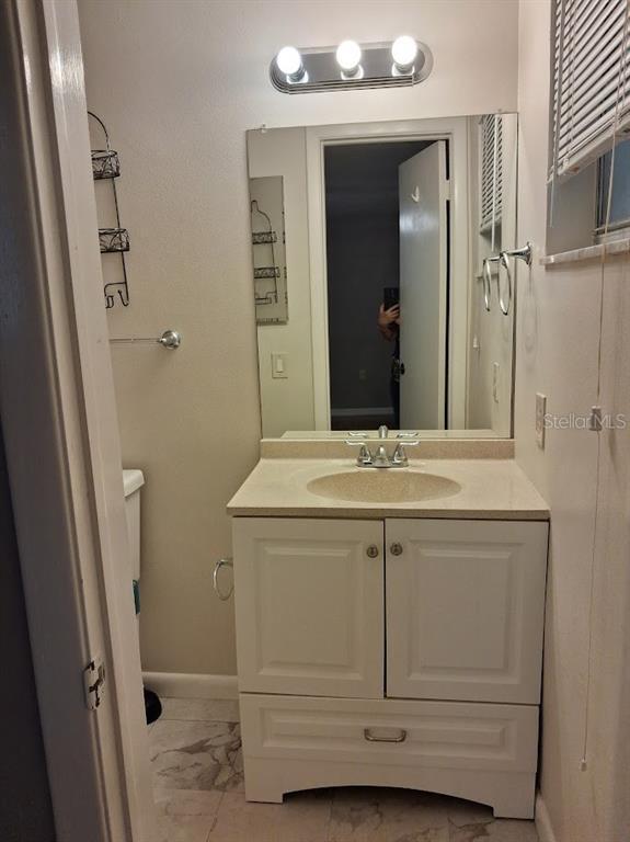 Building Photo - 6821 Mesa Verde St