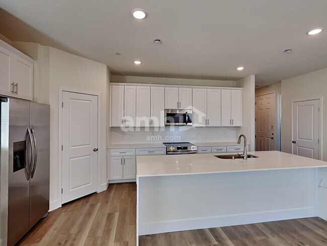 Building Photo - 145 Nico Azalea Ln