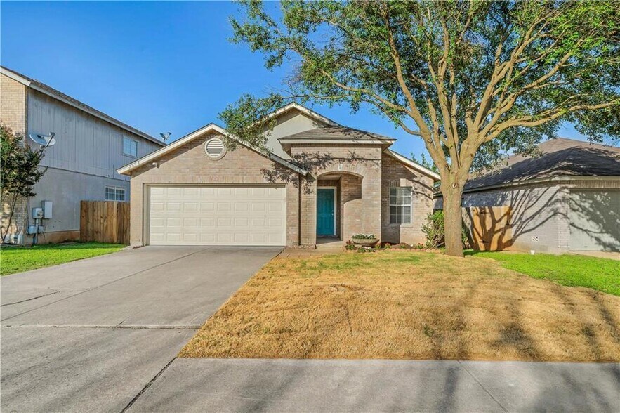 Building Photo - 2618 Byfield Dr
