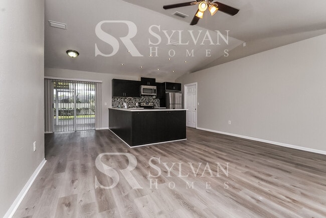 Building Photo - Rest. Relax. Recharge. Home awaits!