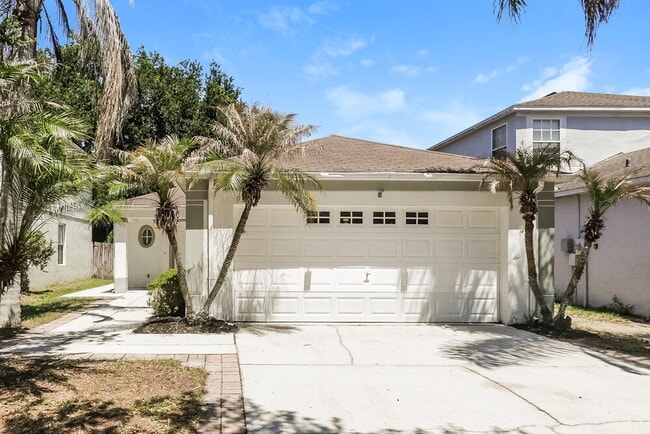 Building Photo - 926 Lake Shore Ranch Dr