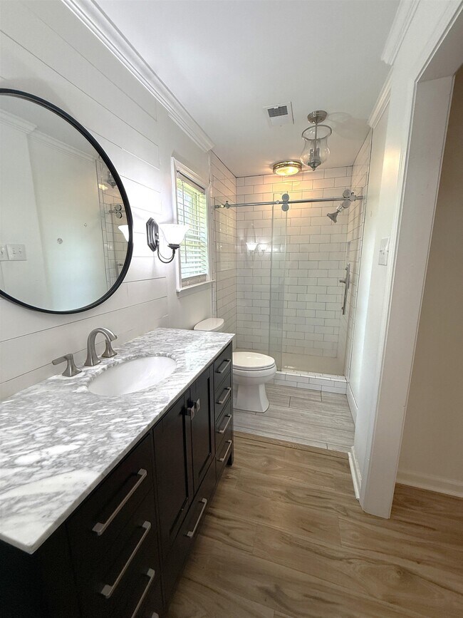 Building Photo - 1602 Bubbling Brook Dr