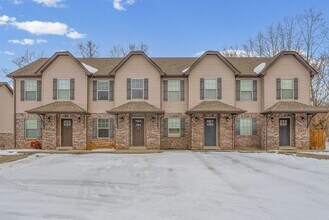 Building Photo - Pet Friendly Two Bedroom!