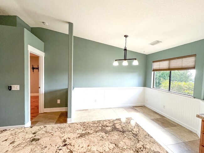 Building Photo - HOUSE - CLARKDALE