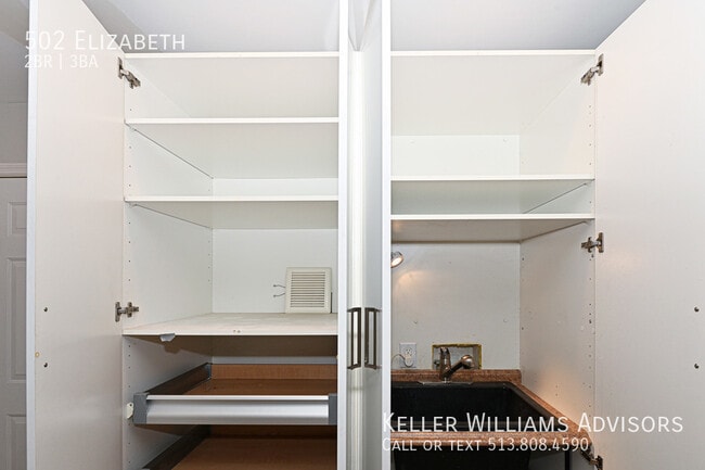 Building Photo - 502 Elizabeth-