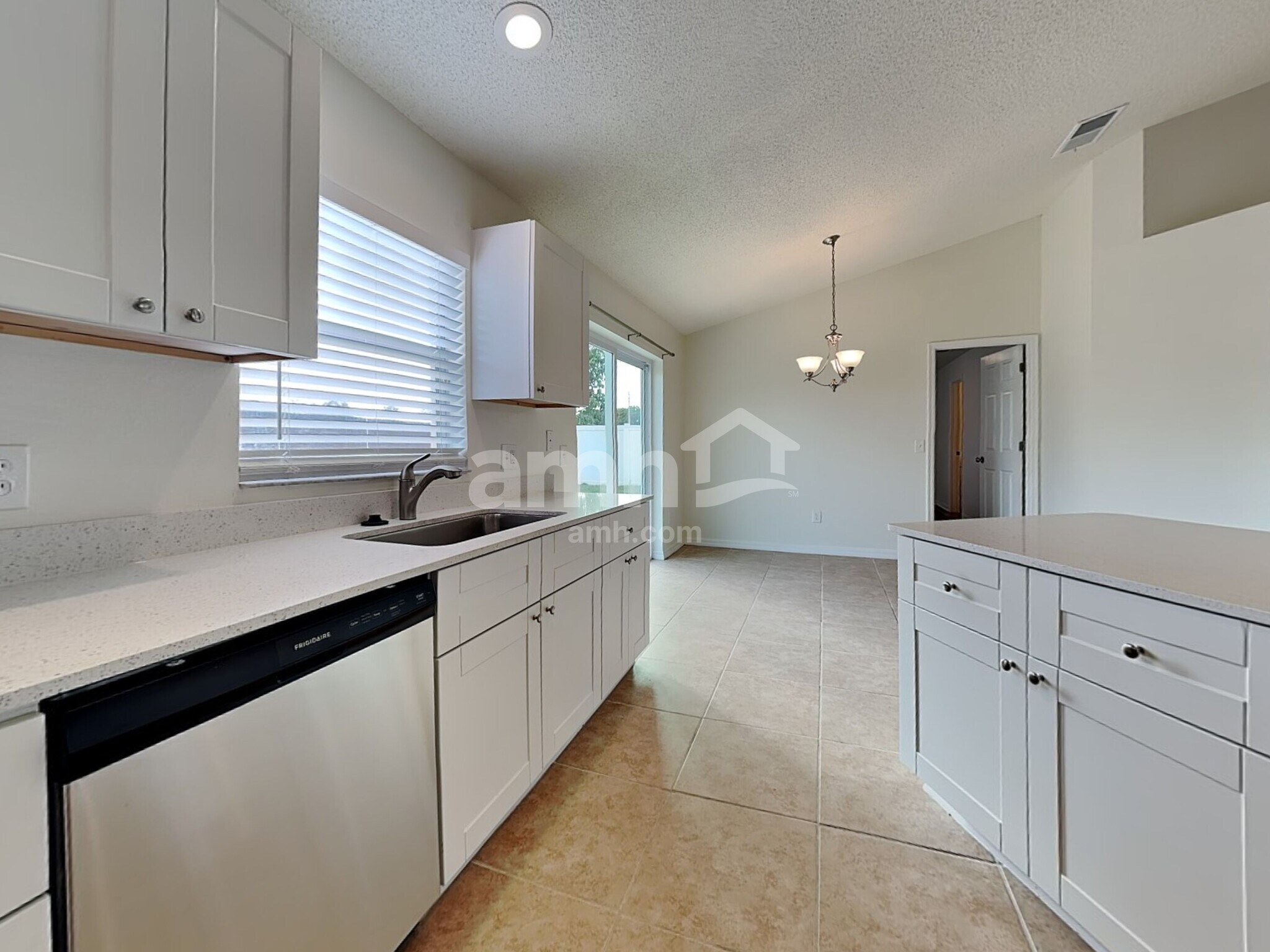 Building Photo - 4208 Settlers Ct