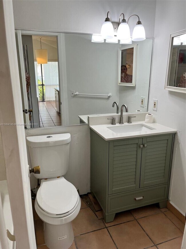 Building Photo - 7515 SW 153rd Ct