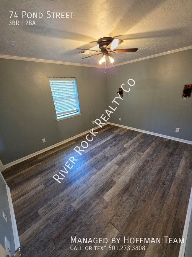 Building Photo - 74 Pond St