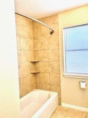 Building Photo - 8299 Cambridge St