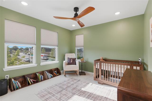 Building Photo - 2310 Sunrise Dr