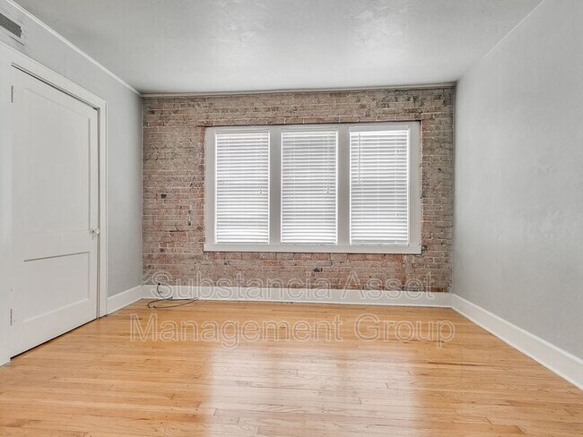 Building Photo - 429 NW 11th St