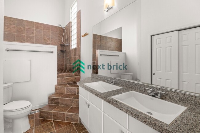 Building Photo - 3 BED & 3 BATH SINGLE FAMILY HOUSE FOR RENT