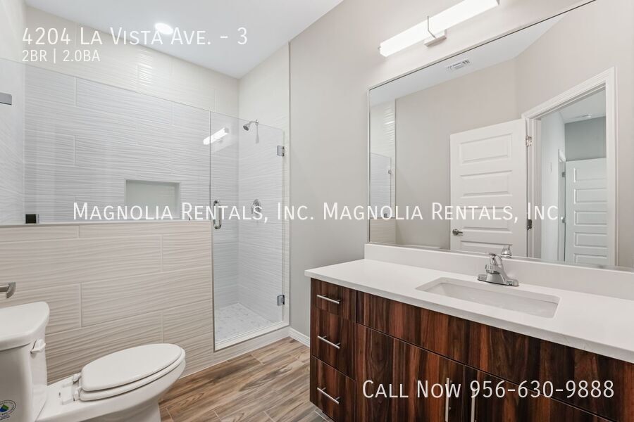 Building Photo - 4204 La Vista Ave