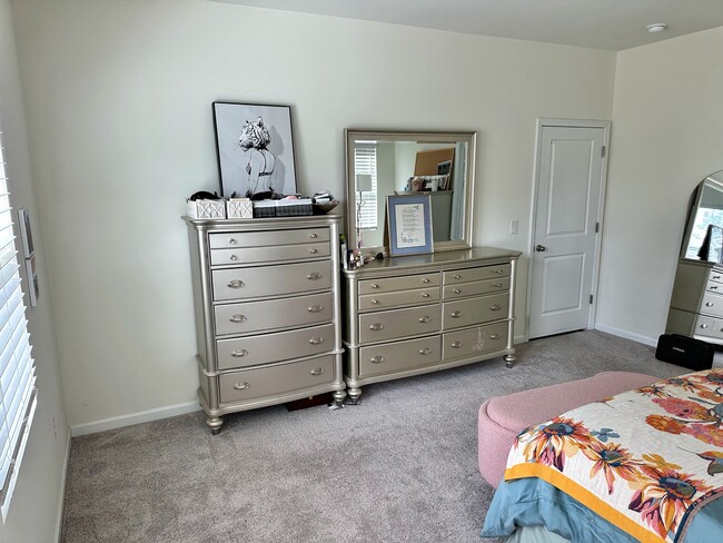 Building Photo - 1002 Rodanthe Dr