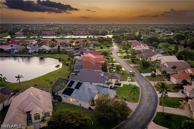 Building Photo - 28460 Highgate Dr